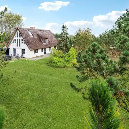 Front In Romo With Wifi Holiday home