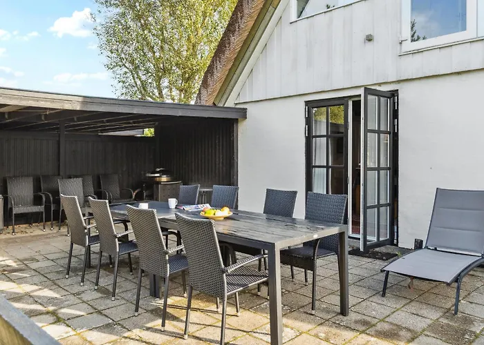 Feriehus Front In With Wifi